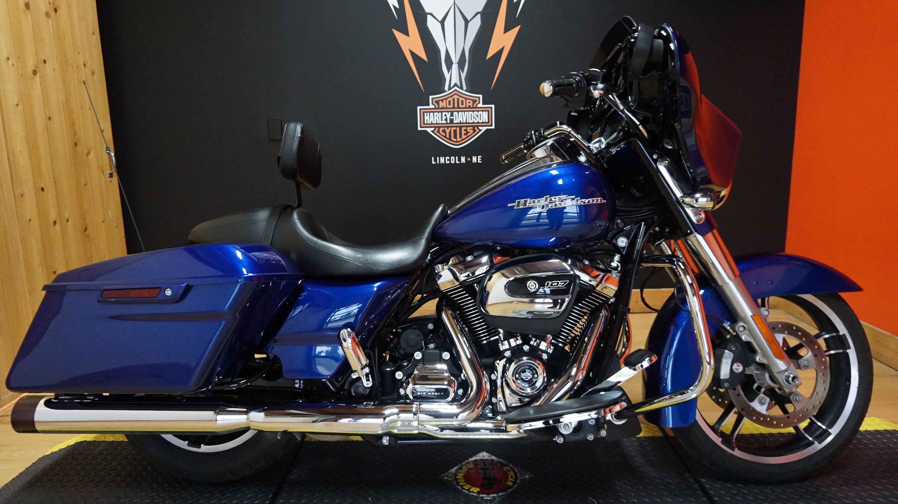 harley davidson street glide harga